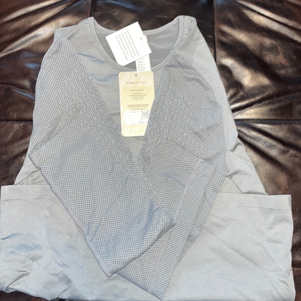 NWT XL long sleeve II